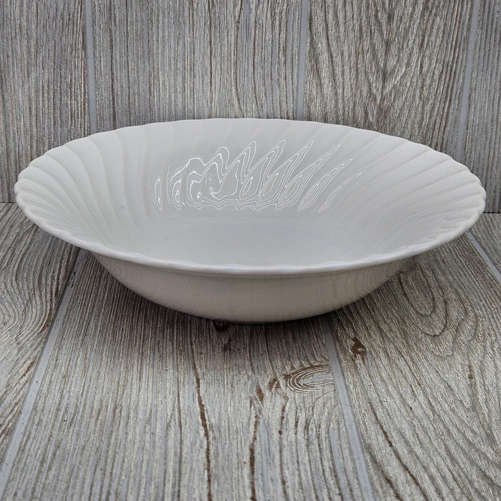 Sheffield Bone White USA Swirl Rim 9 Inch Ceramic Serving Bowl Glossy White